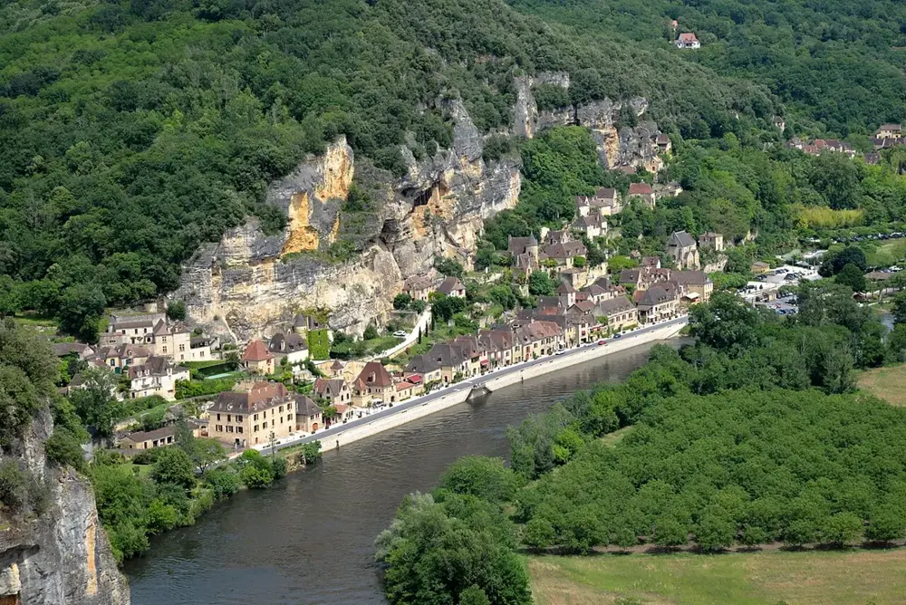 France NA 24 La Roque Gageac 01